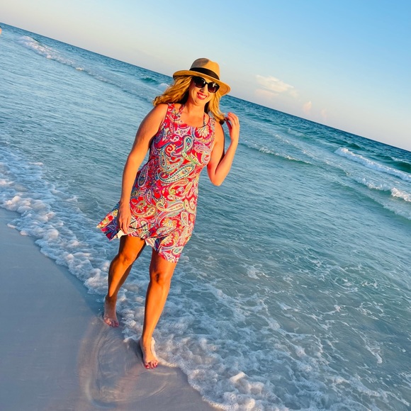 Meet your Posher, Stephanie - Picture 8 of 8